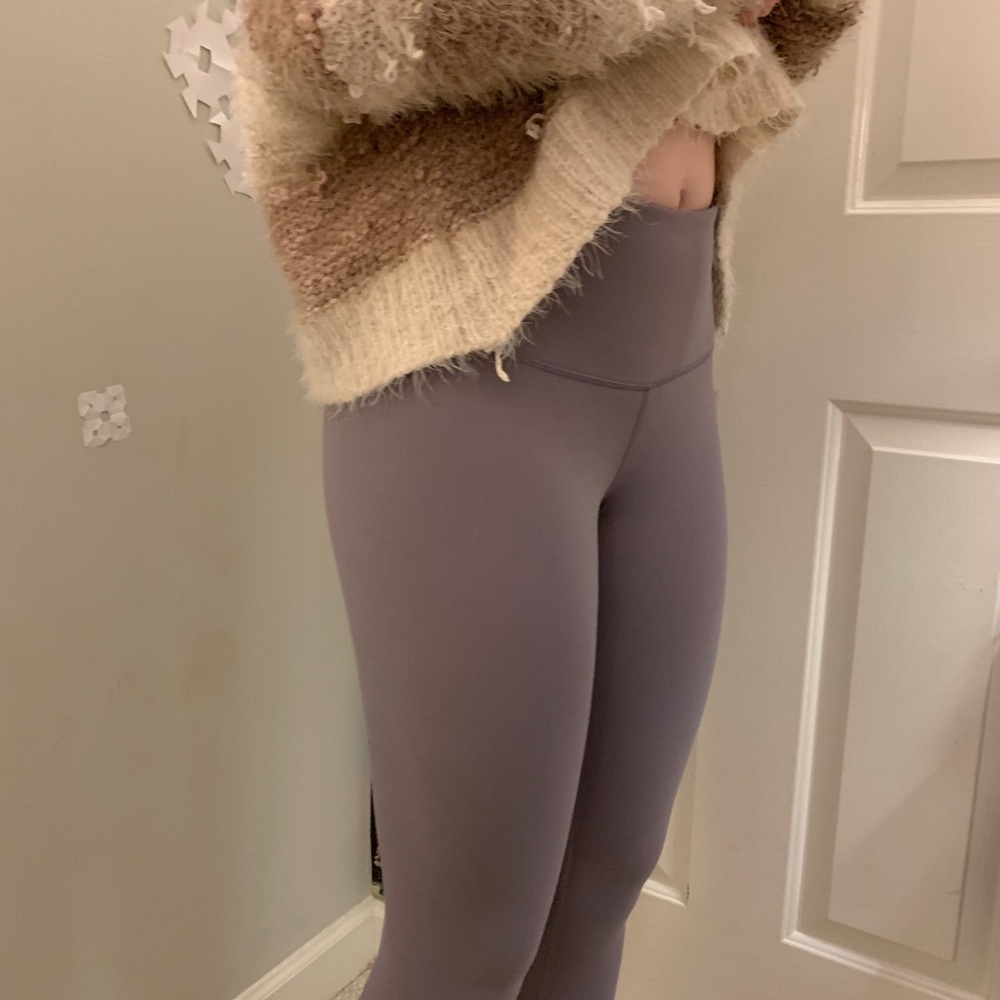 light purple leggings